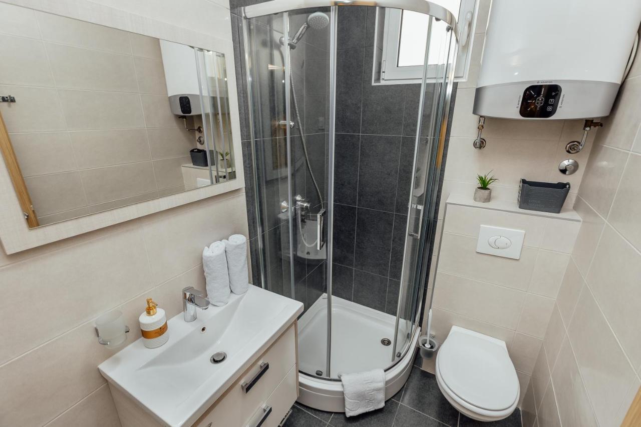 Villa Milami โกตอร์ ภายนอก รูปภาพ