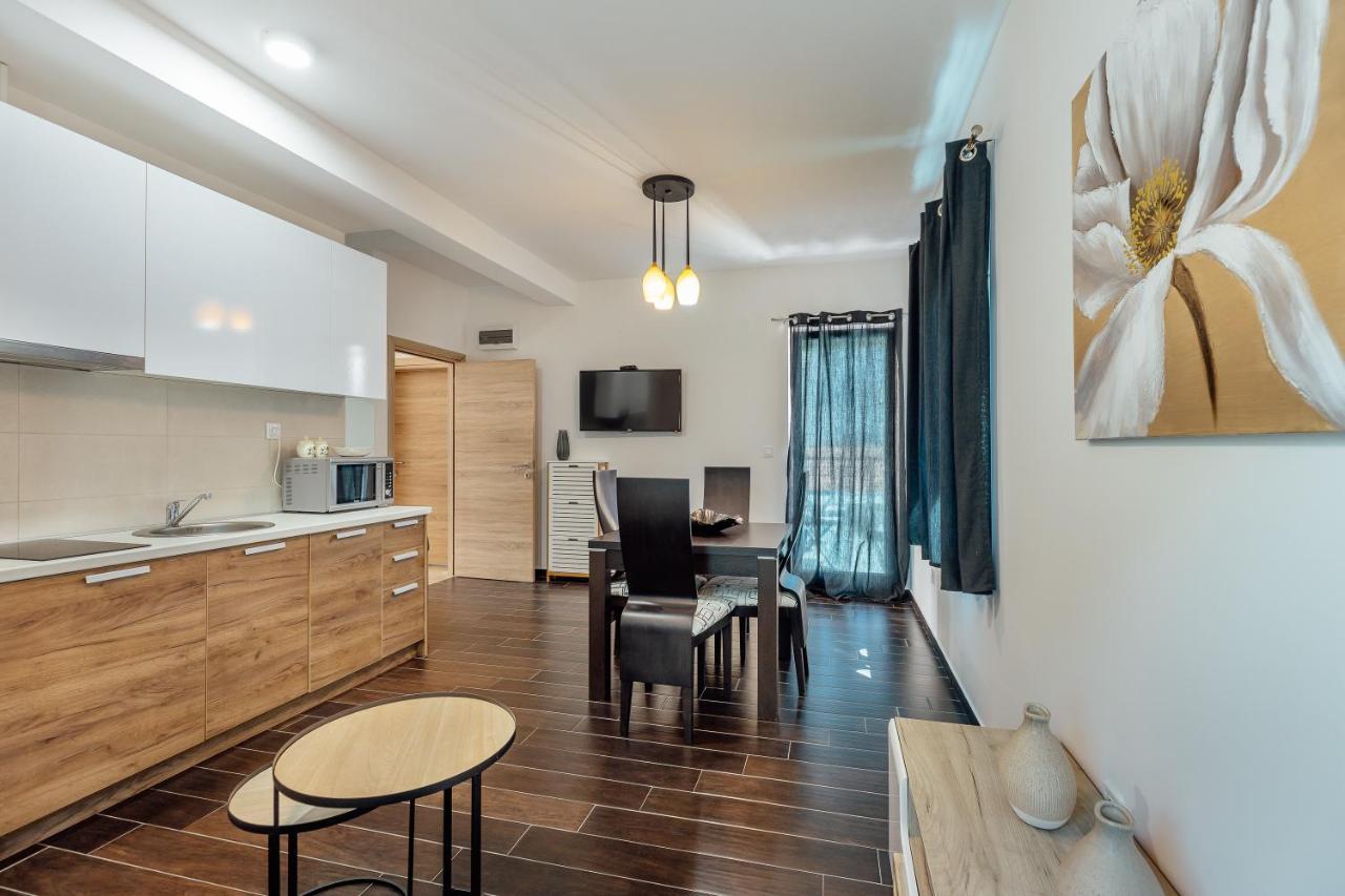 Villa Milami โกตอร์ ภายนอก รูปภาพ