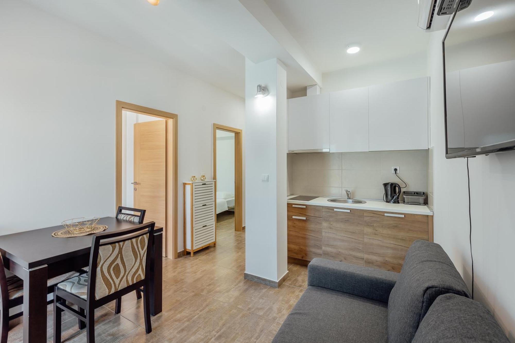 Villa Milami โกตอร์ ภายนอก รูปภาพ